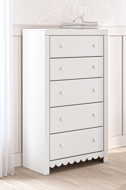 Mollviney - White - Five Drawer Chest