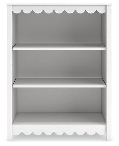 Hallityn - White - Bookcase