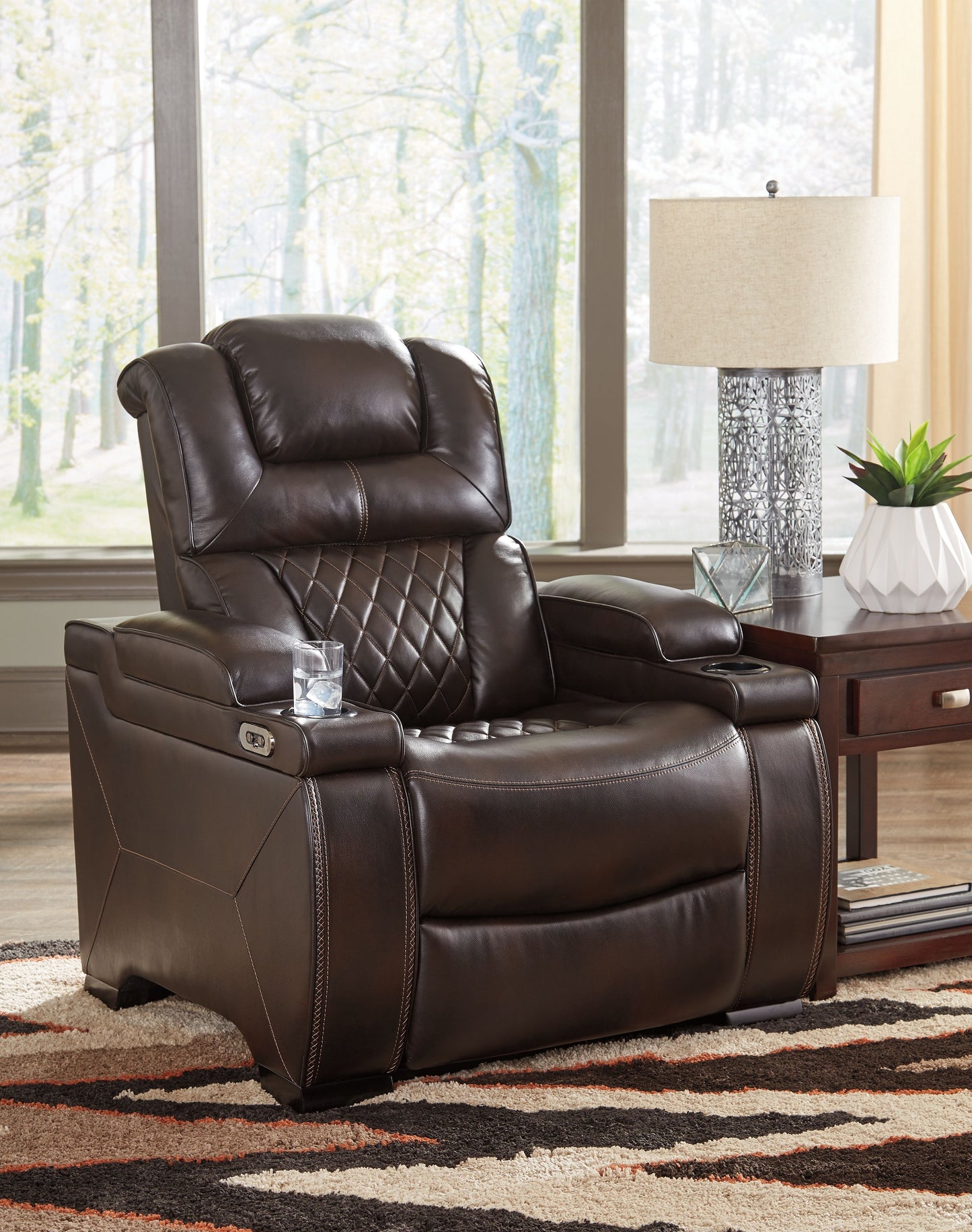 Warnerton - Brown Dark - Pwr Recliner/Adj Headrest